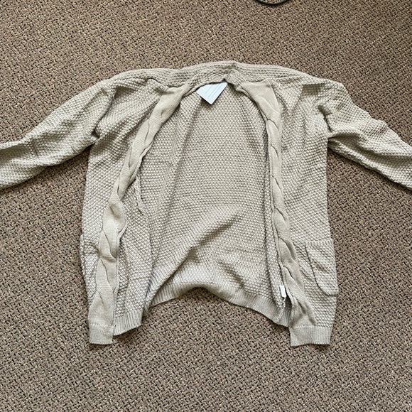 Beautiful Women’s Open Front Long Sleeve Boho Boyfriend Knit Chunky Cardigan. - Picture 4 of 14